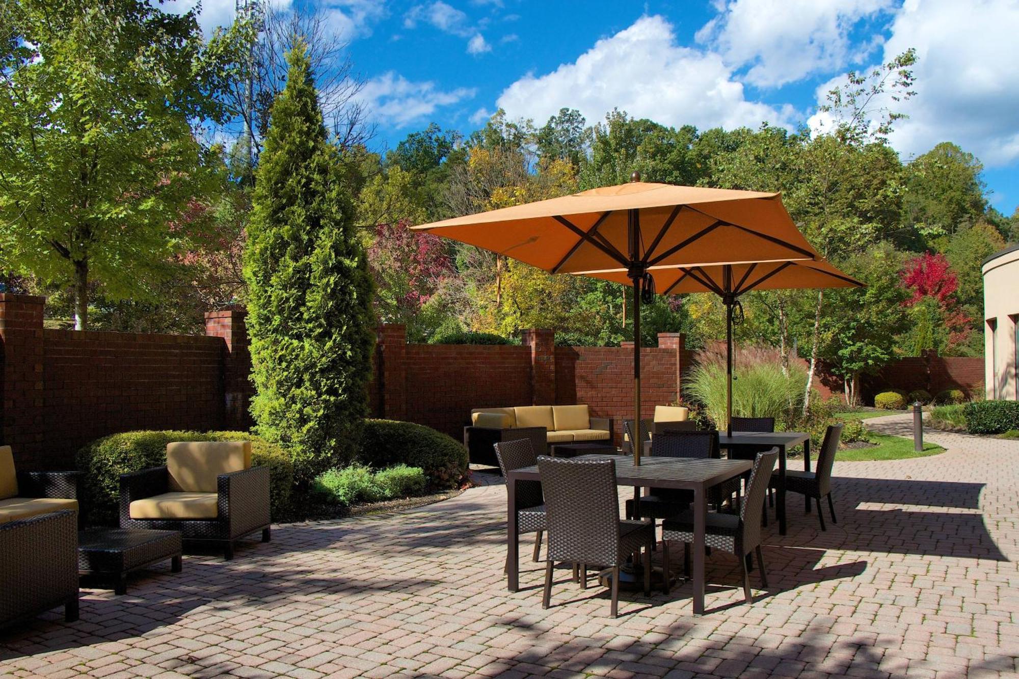 Courtyard Blacksburg Exterior photo